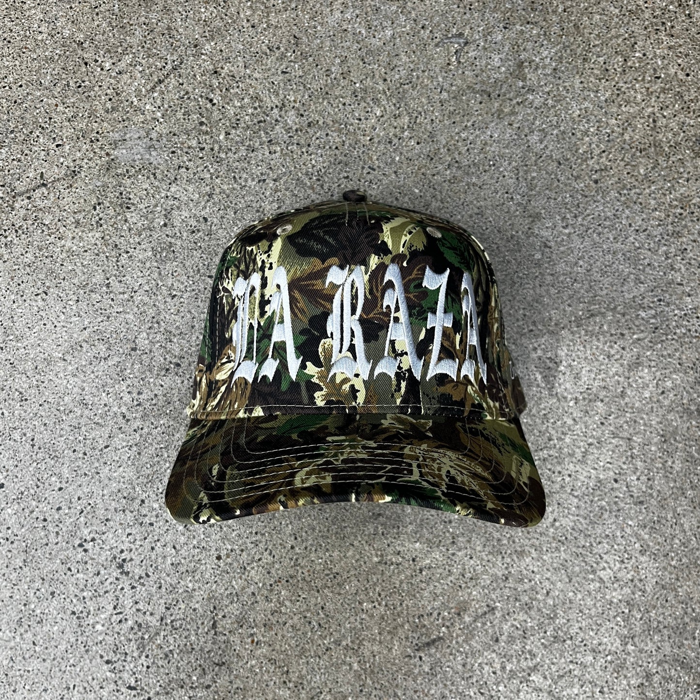 LA RAZA HAT (Camo)